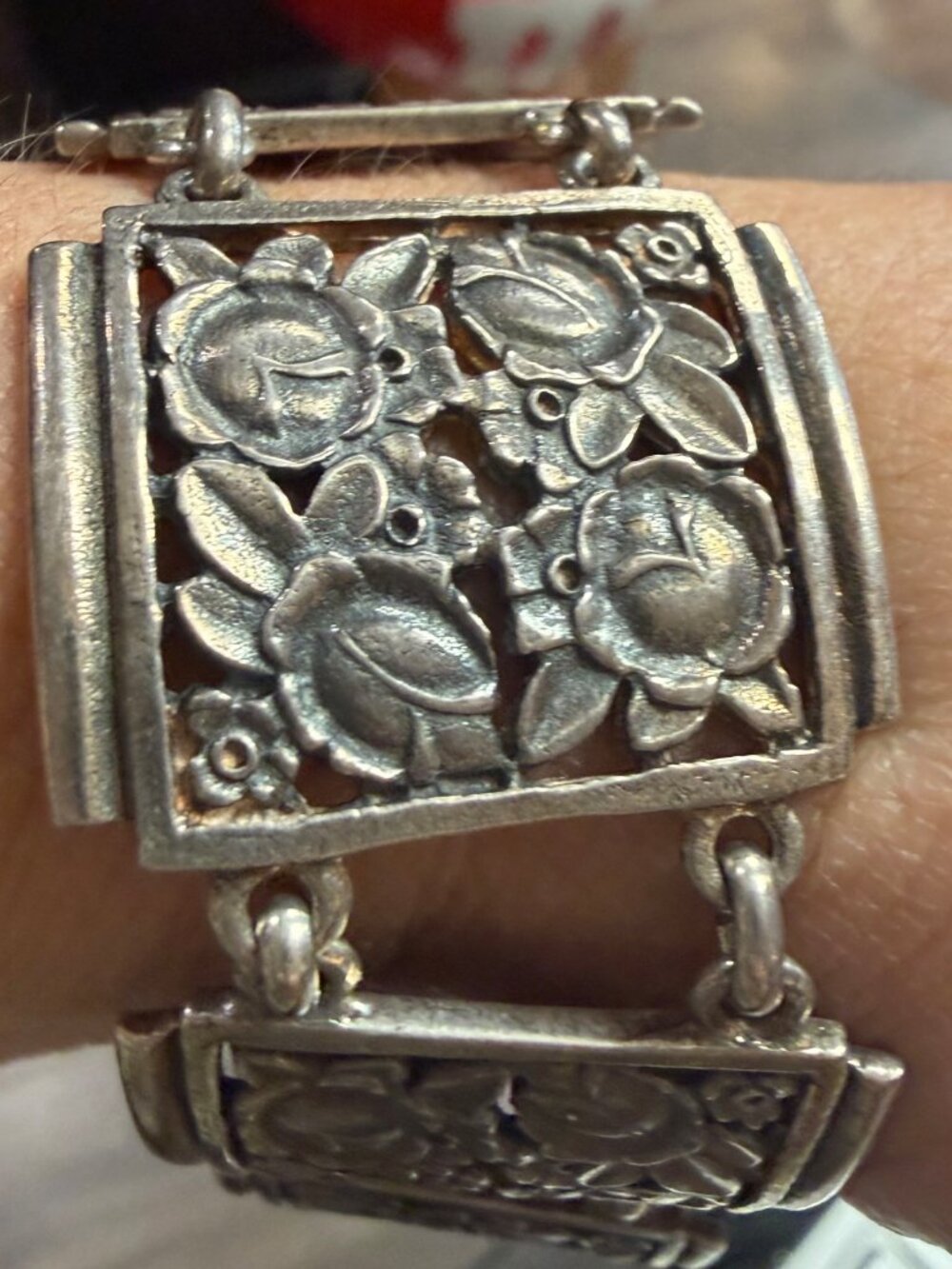 Beautiful vintage sterling silver bracelet featuring six articulated square pane - Picture 5 of 7